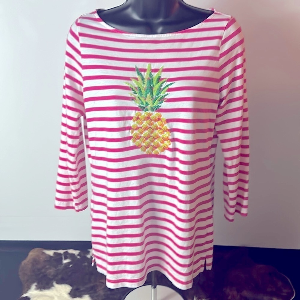 Tommy Bahama Ladies Dark Pink|White Stripe Pineapple Top Size XS.